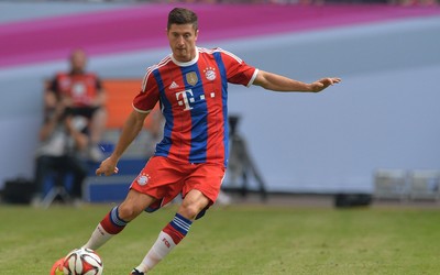 DB电竞精华-佐默扑出必进球后淡定喝水